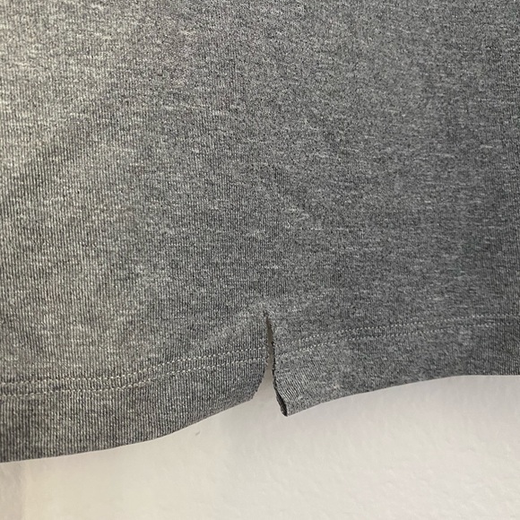 Punto Blanco • Heathered Gray Athletic Tee - Picture 12 of 13